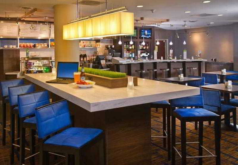 Courtyard Meade Bwi Business District 3*